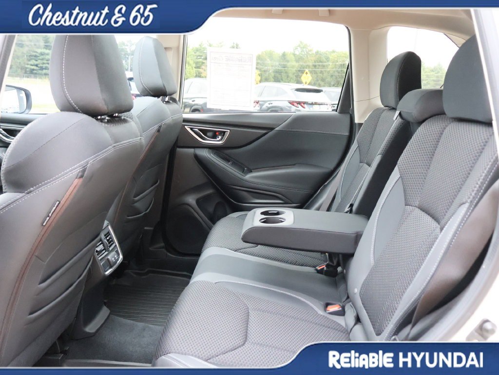 Used 2019 Subaru Forester Premium AWD/4WD image 18
