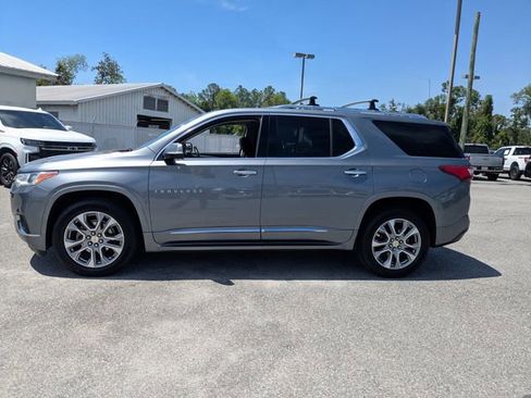 Used 2020 Chevrolet Traverse Premier w/ LPO, 'HIT The Road' Package FWD image 7