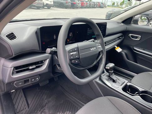 New 2026 Kia K4 FWD image 19