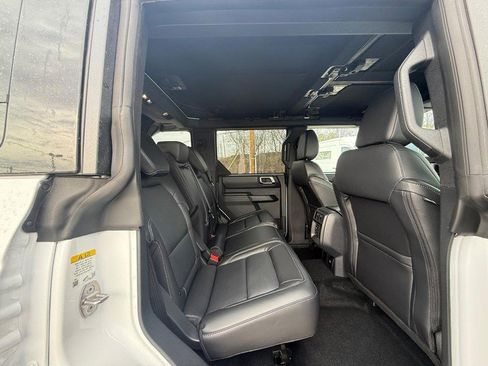 New 2026 Ford Bronco Outer Banks AWD/4WD image 14