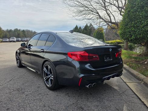 Used 2018 BMW M5 image 3