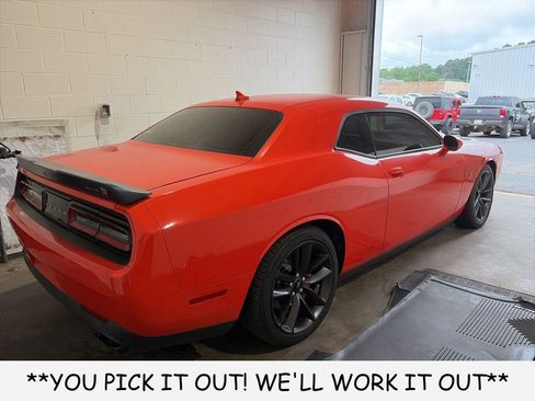 Used 2020 Dodge Challenger R/T Scat Pack RWD image 6