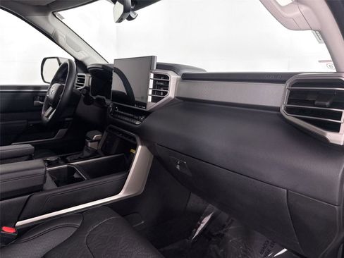 Used 2023 Toyota Tundra Limited image 41