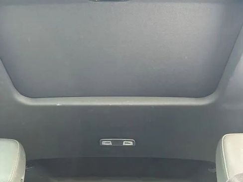 Used 2020 GMC Sierra 1500 AT4 w/ AT4 Premium Package image 17