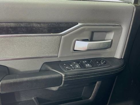 Used 2019 RAM 2500 Big Horn image 18