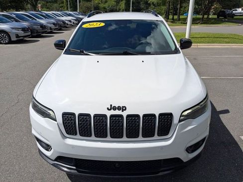 Used 2023 Jeep Cherokee Altitude Lux AWD/4WD image 4