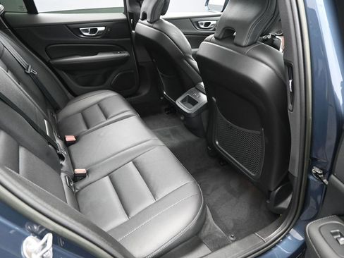 Used 2023 Volvo V60 B5 Cross Country Plus w/ Climate Package AWD/4WD image 27