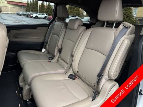 Certified 2022 Honda Odyssey Touring image 5