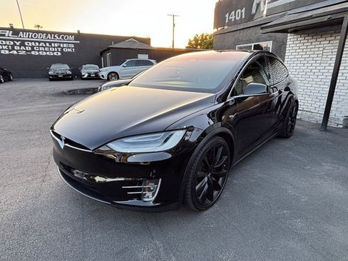 Used 2020 Tesla Model X Long Range AWD/4WD image 15