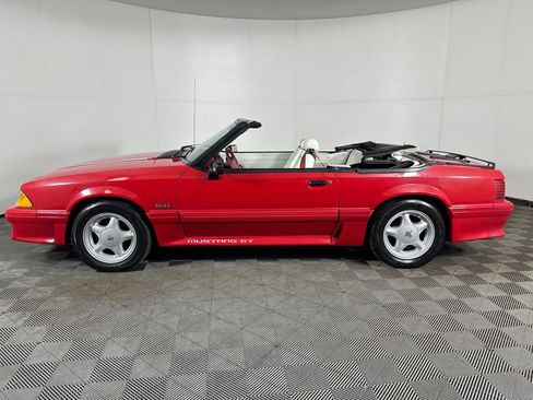 Used 1992 Ford Mustang GT image 5