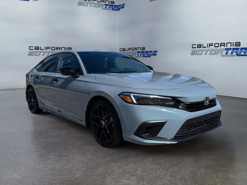 Used 2022 Honda Civic Sport image 3
