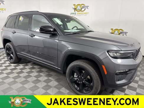 New 2025 Jeep Grand Cherokee Limited w/ Luxury Tech Group II image 1