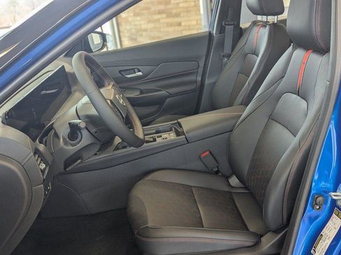 New 2026 Nissan Sentra SR w/ SR Premium Package FWD image 19