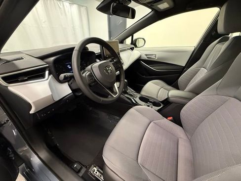 Used 2025 Toyota Corolla SE AWD/4WD image 12