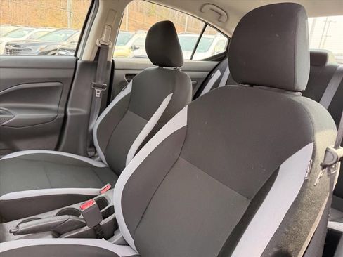 Used 2025 Nissan Versa S image 16