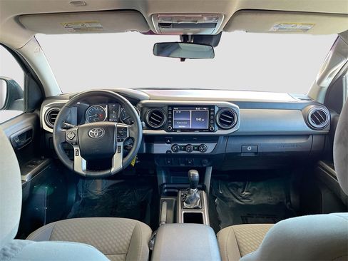 Used 2021 Toyota Tacoma SR5 image 20