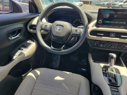 Certified 2024 Honda HR-V LX image 10