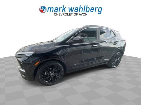 Certified 2025 Buick Encore GX Sport Touring w/ Comfort Package FWD image 5