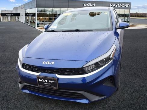 Used 2024 Kia Forte LXS w/ LXS Technology Package image 7