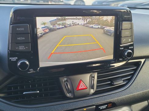 Used 2020 Hyundai Elantra GT N Line image 12