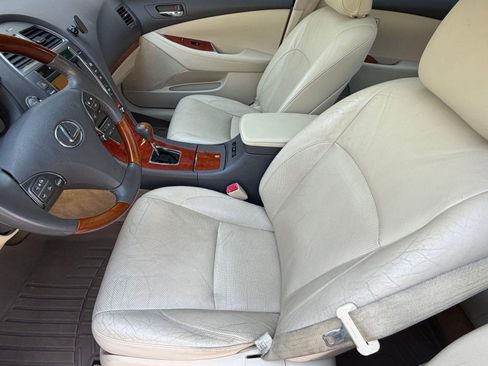 Used 2011 Lexus ES 350 image 22