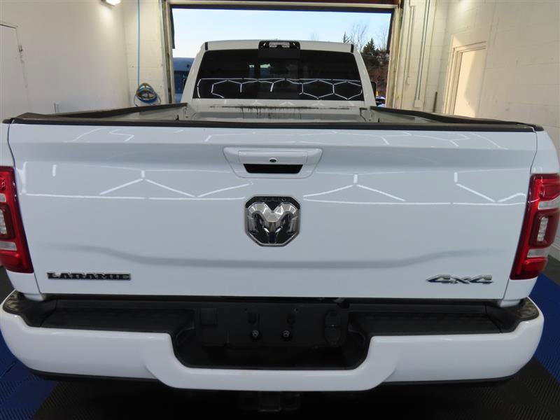 Used 2024 RAM 3500 Laramie AWD/4WD image 5
