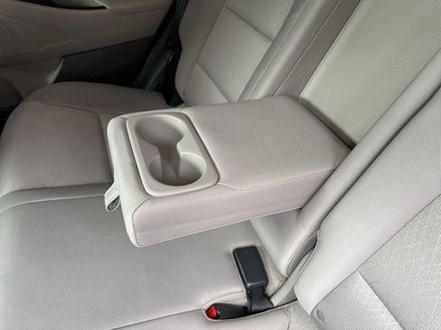 Used 2017 Hyundai Tucson Sport w/ Cargo Package image 32