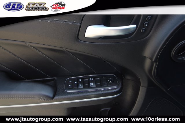 Used 2020 Dodge Charger R/T w/ Plus Group RWD image 11