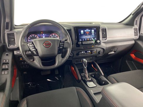 Used 2023 Nissan Frontier PRO-4X w/ Technology Package AWD/4WD image 18