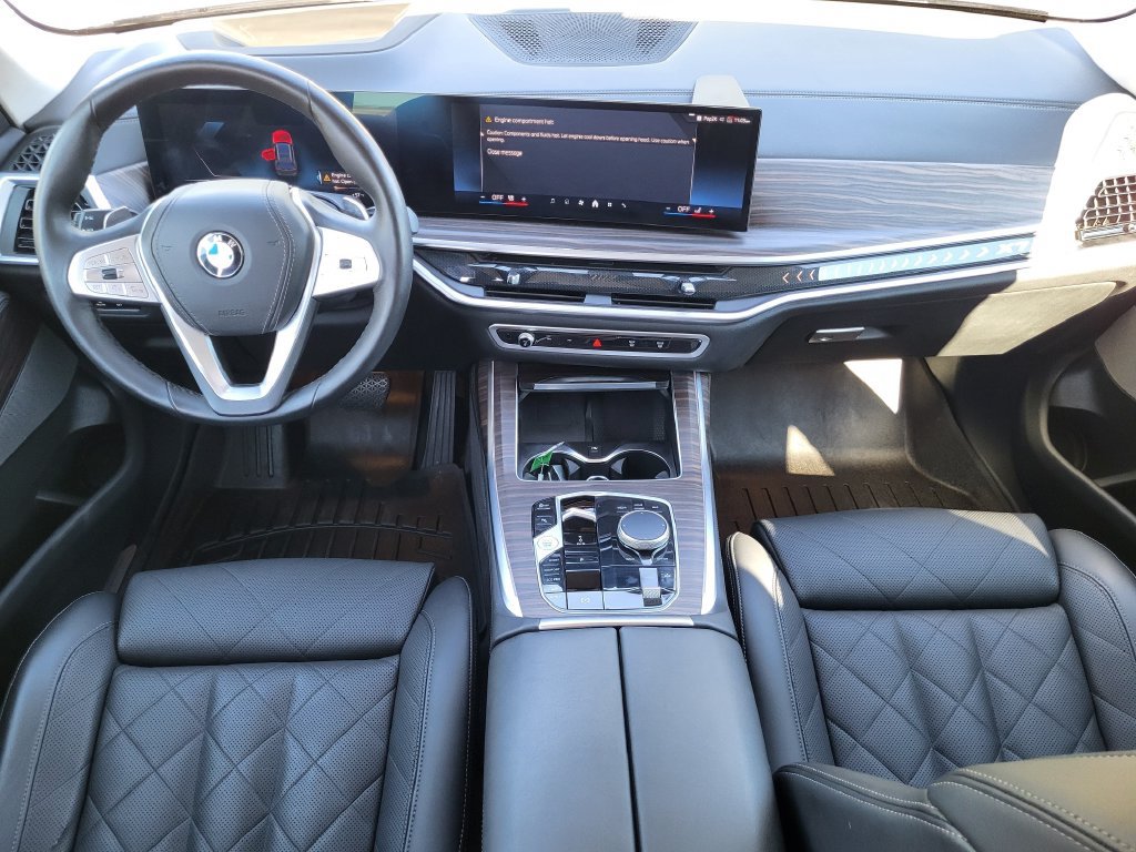 Used 2024 BMW X7 xDrive40i w/ Premium Package AWD/4WD image 22