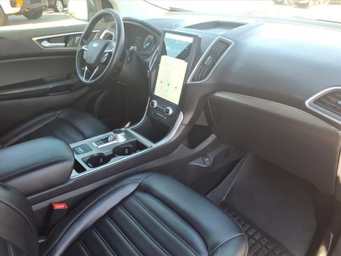 Used 2022 Ford Edge SEL w/ Convenience Package image 10