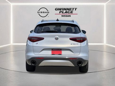 Used 2023 Alfa Romeo Stelvio Ti image 29