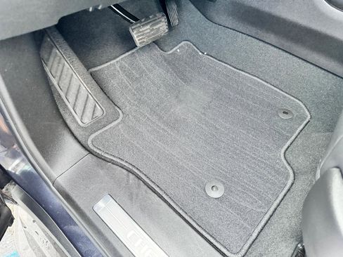 Used 2025 Chevrolet Tahoe Premier image 13