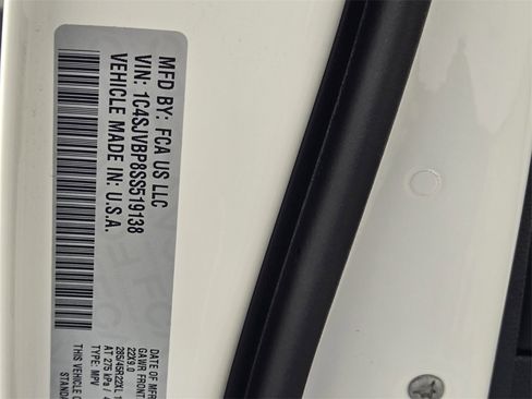 New 2025 Jeep Wagoneer Series II w/ Convenience Group I image 16