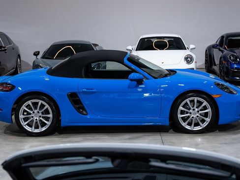 Used 2022 Porsche 718 Boxster RWD image 65