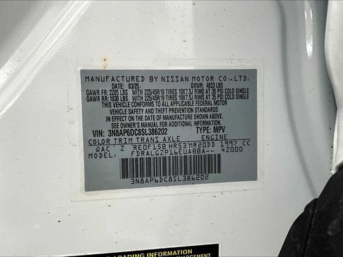 Used 2025 Nissan Kicks SR w/ SR Premium Package FWD image 14