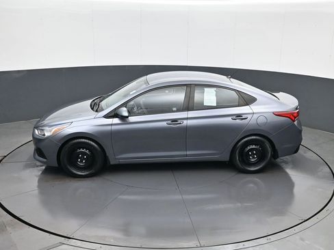 Used 2019 Hyundai Accent SE image 20