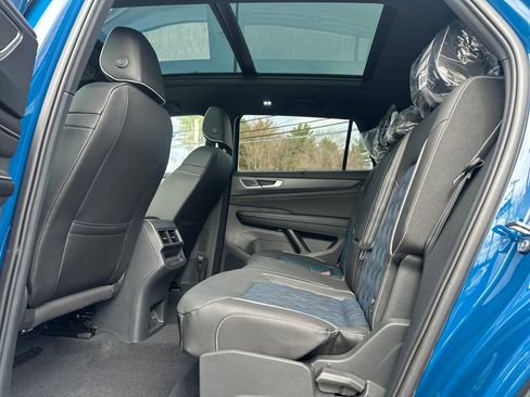 New 2026 Volkswagen Atlas Cross Sport SEL Premium R-Line image 12