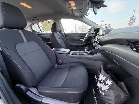 Used 2024 Nissan Sentra SV image 28