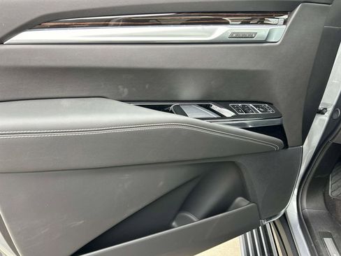 New 2026 Cadillac Escalade Luxury w/ Touring Package image 21