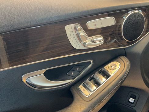 Used 2020 Mercedes-Benz C 300 4MATIC Sedan image 26