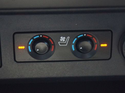 Used 2019 Toyota 4Runner Limited RWD image 9