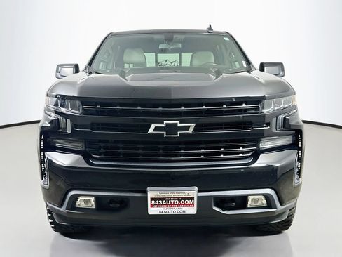 Used 2019 Chevrolet Silverado 1500 RST AWD/4WD image 2