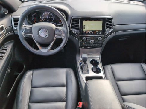 Used 2021 Jeep Grand Cherokee Limited image 16