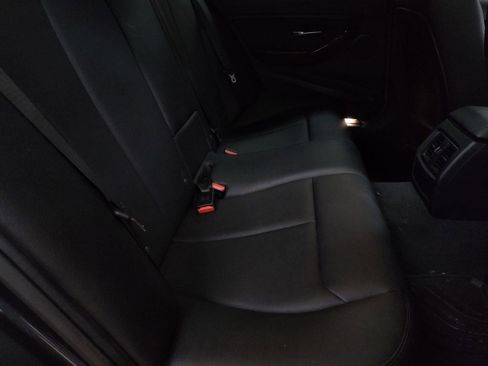 Used 2017 BMW 320i xDrive Sedan image 28