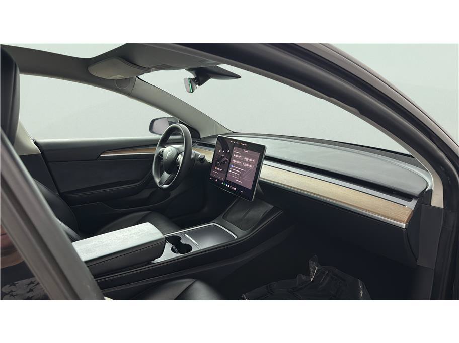 Used 2023 Tesla Model 3 Standard Range RWD image 19