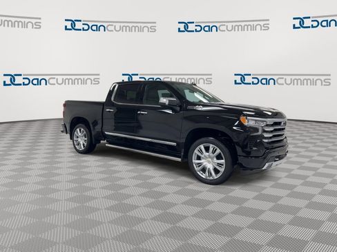 New 2026 Chevrolet Silverado 1500 High Country AWD/4WD image 2