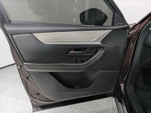 Used 2024 MAZDA CX-90 3.3 Turbo w/ Premium Package AWD/4WD image 12