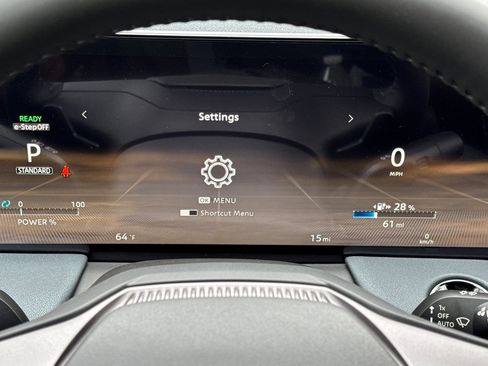 New 2026 Nissan Leaf Platinum+ w/ Cargo Package (Platinum+) image 22