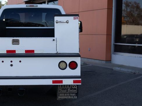 Used 2015 Ford F250 XL w/ Power Equipment Group image 15